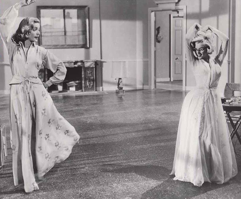 Lauren Bacall y Marilyn Monroe en "Cómo casarse con un millonario".