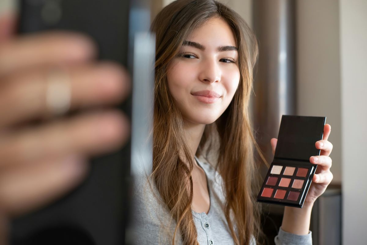beauty influencer