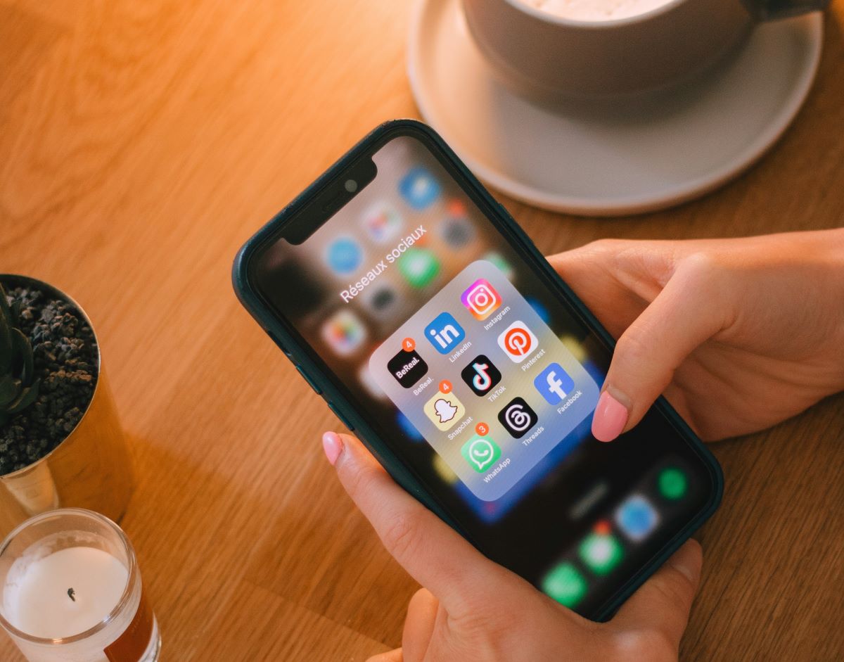 colaborar con marcas en redes sociales