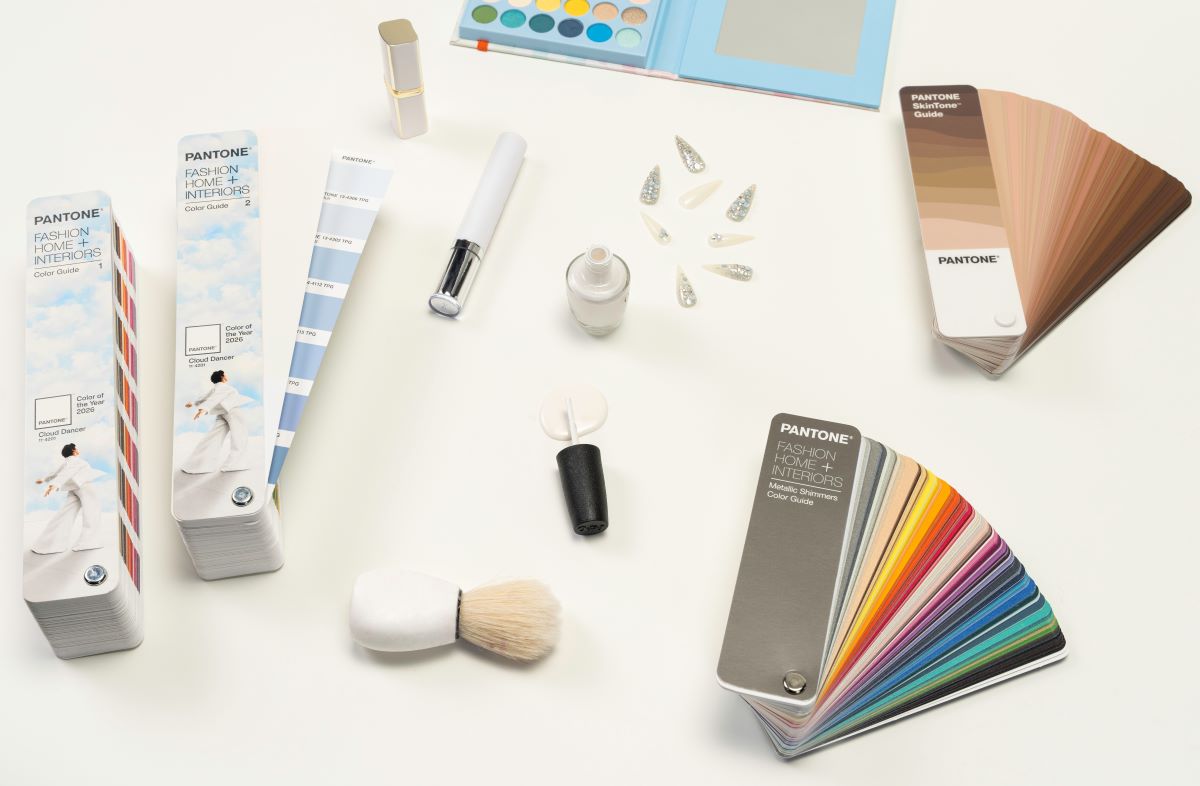 combinaciones color Pantone 2026