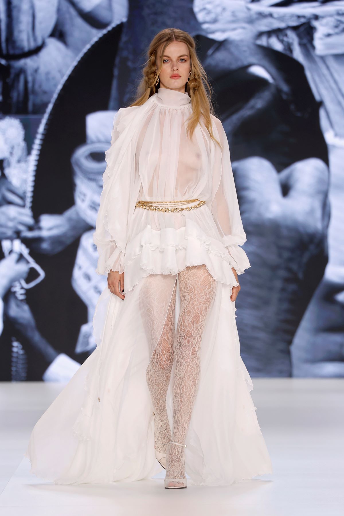 Desfile de Yolancris 2026